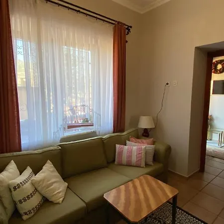 Apartment Authentic Flat On The Castle Road With A View Alanya