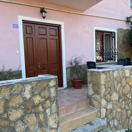 Apartment Authentic Flat On The Castle Road With A View *